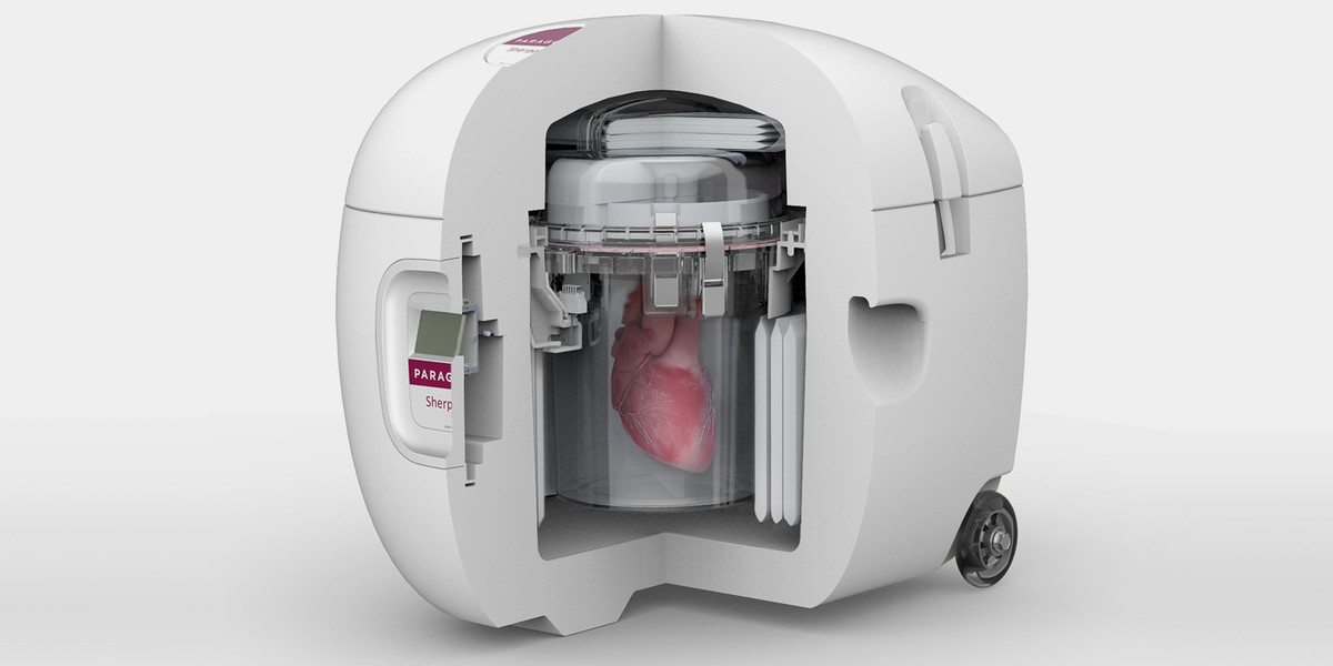 image of a transplanted heart in new transportation device